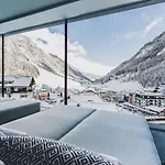 Hotel Elizabeth Arthotel Adults Only 5*