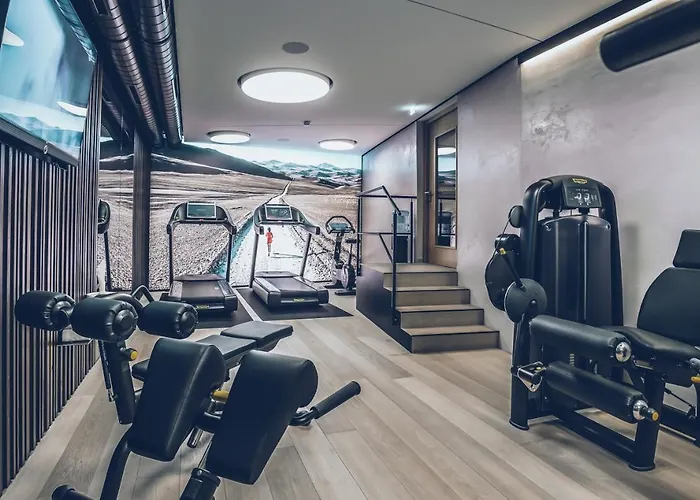 מלון Elizabeth Arthotel Adults Only 5*