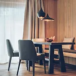 Hotel Elizabeth Arthotel Adults Only