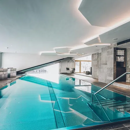 Elizabeth Arthotel Adults Only