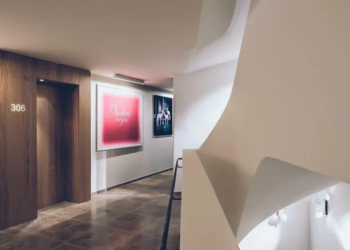 Elizabeth Arthotel Adults Only