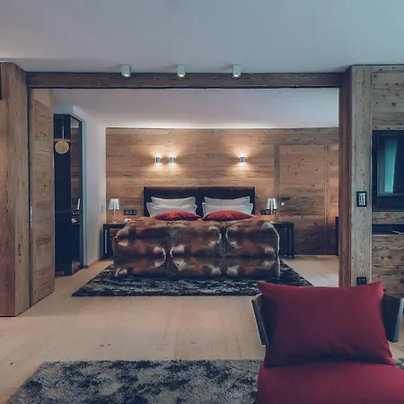 Отель Elizabeth Arthotel Adults Only 5*