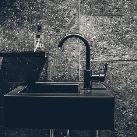 Elizabeth Arthotel Adults Only Отель 5*