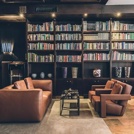 Elizabeth Arthotel Adults Only ايشجل
