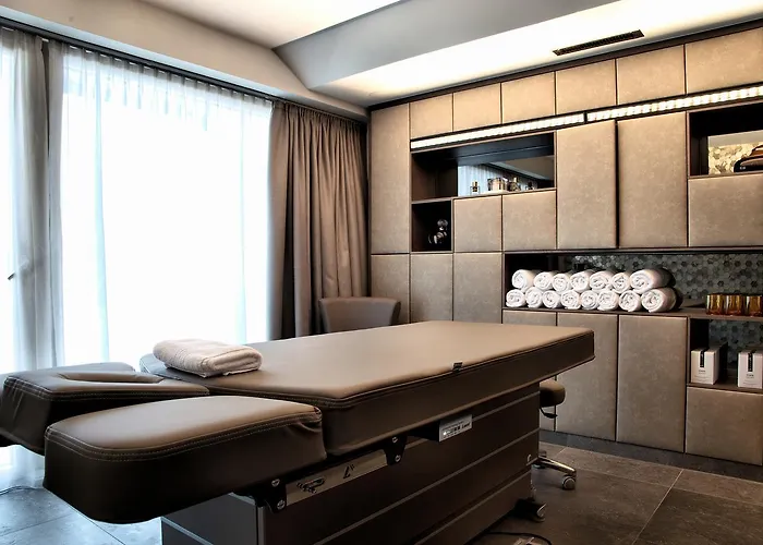 Elizabeth Arthotel Adults Only Hotel