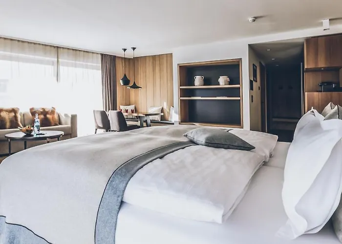 Elizabeth Arthotel Adults Only